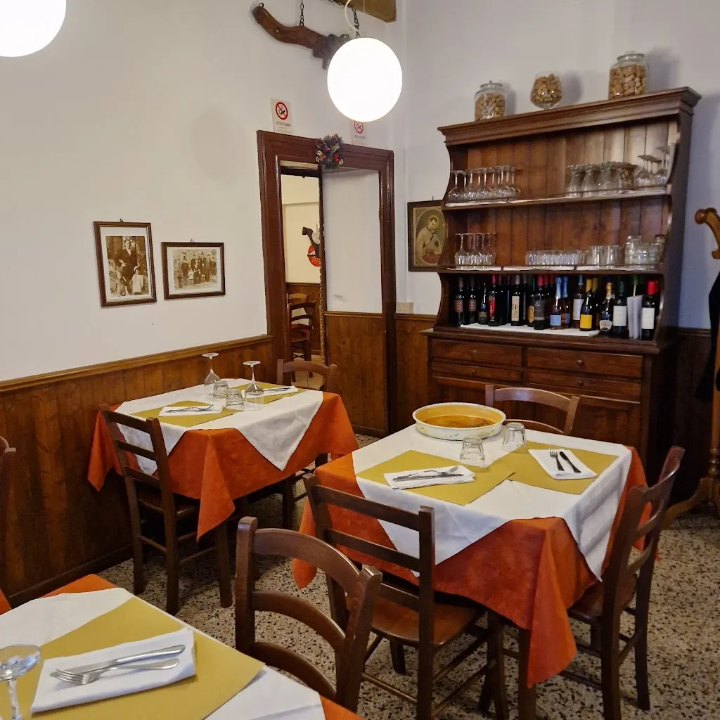 Trattoria Croce Bianca restaurant in Castiglione delle Stiviere