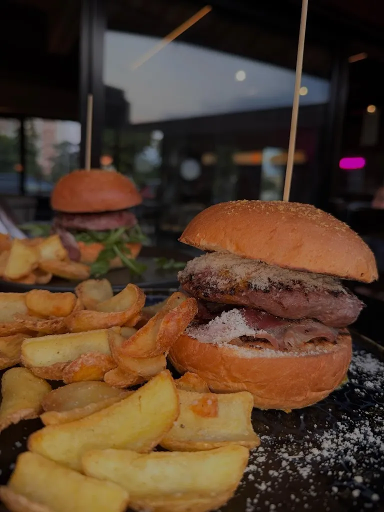 Gaia Piazza_CONCRETO_Castiglione delle Stiviere_review