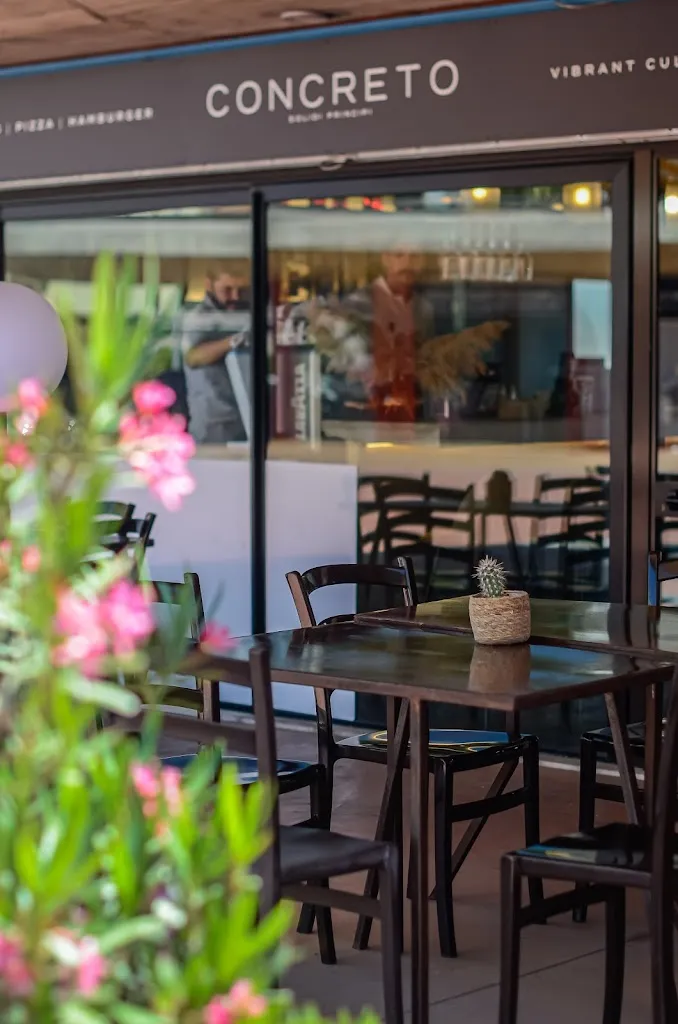 CONCRETO restaurant in Castiglione delle Stiviere