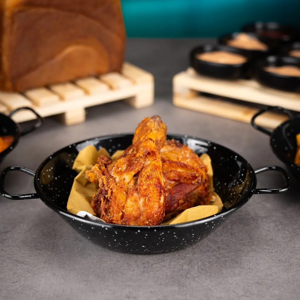 Menu_CLUBS - Mangia - Bevi - festa. Ripeti._Castiglione delle Stiviere_image_8