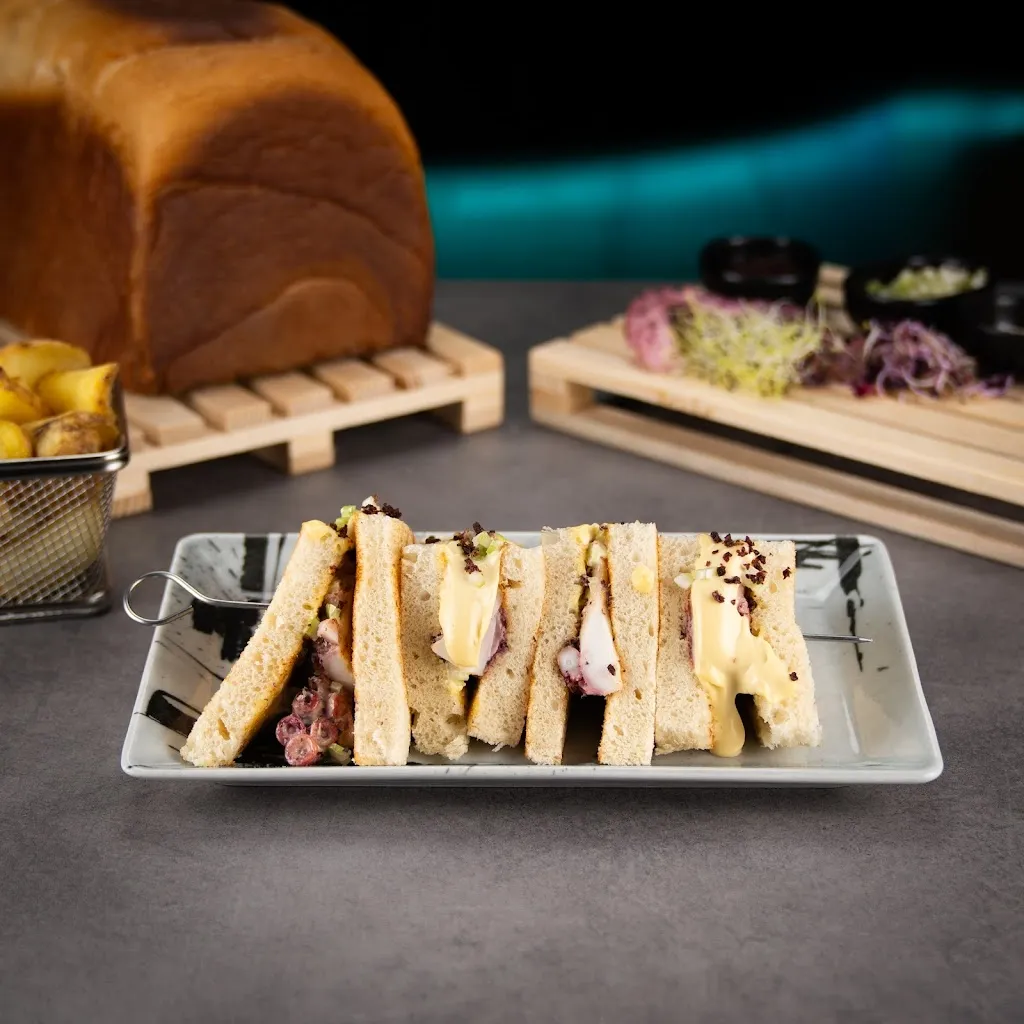 Menu_CLUBS - Mangia - Bevi - festa. Ripeti._Castiglione delle Stiviere_image_9