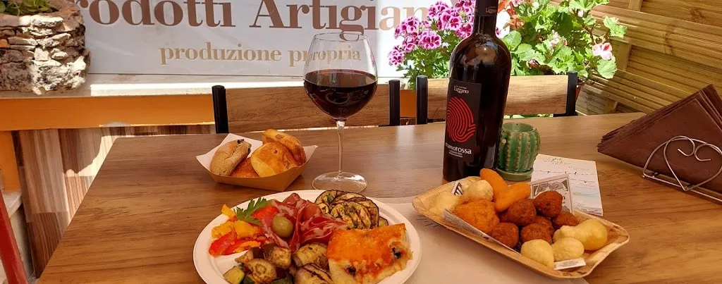 Mangiaebivi - tavola calda e gastronomia d'asporto_Alezio_slider_image_2