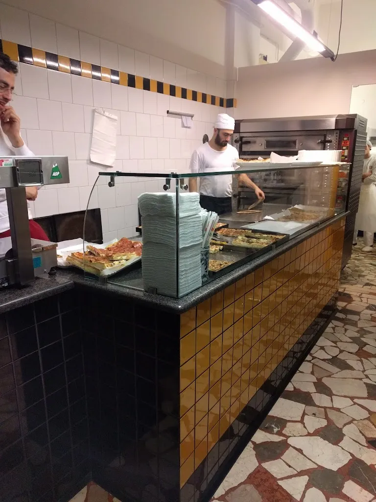 Pizzeria Mavi_Castiglione delle Stiviere_slider_image_1