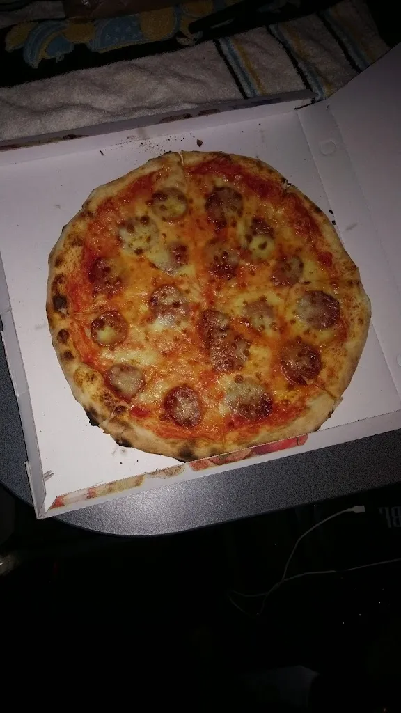 Ivan Gomes_Ristorante Pizzeria Luna Rossa di Apicella_Castiglione delle Stiviere_review