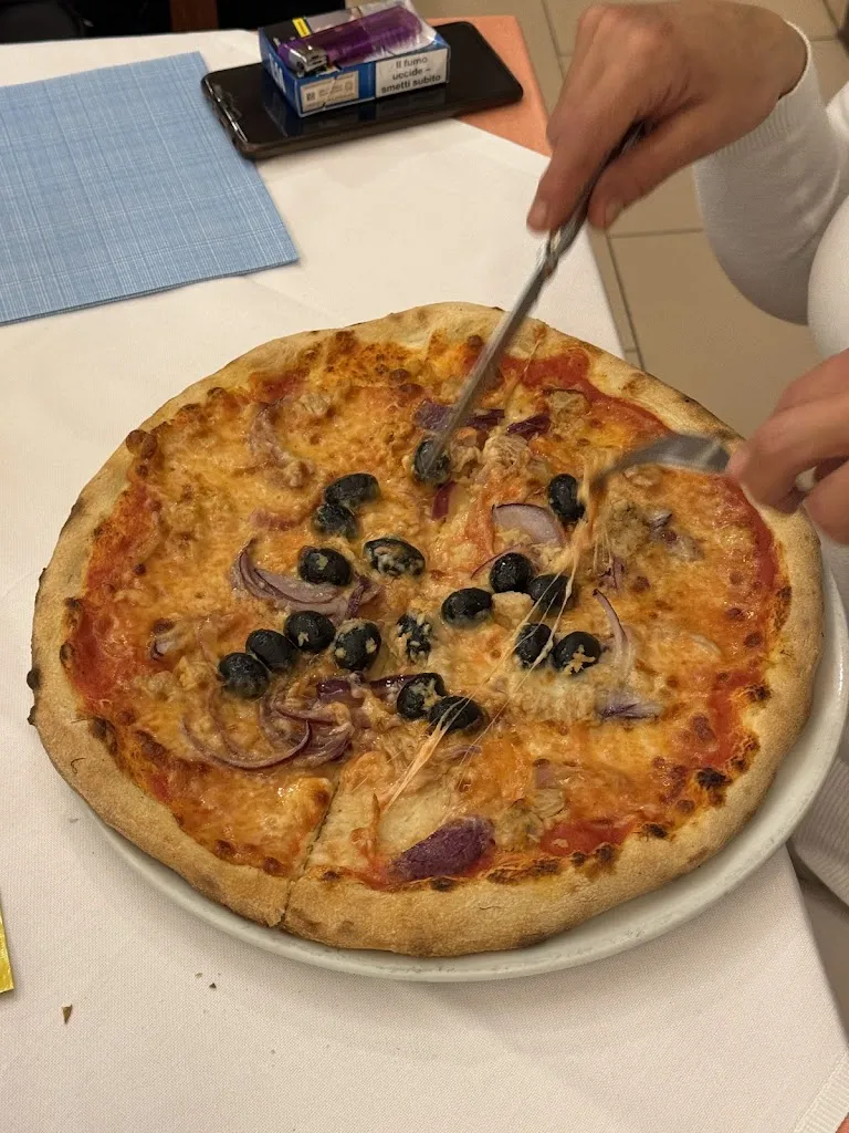 Ristorante Pizzeria Luna Rossa di Apicella_Castiglione delle Stiviere_slider_image_3