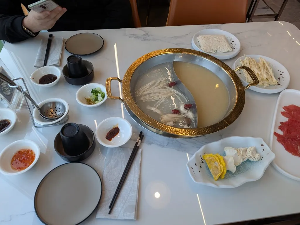 Federica Lusini_Quattro Stagioni Hot Pot_Castiglione delle Stiviere_review