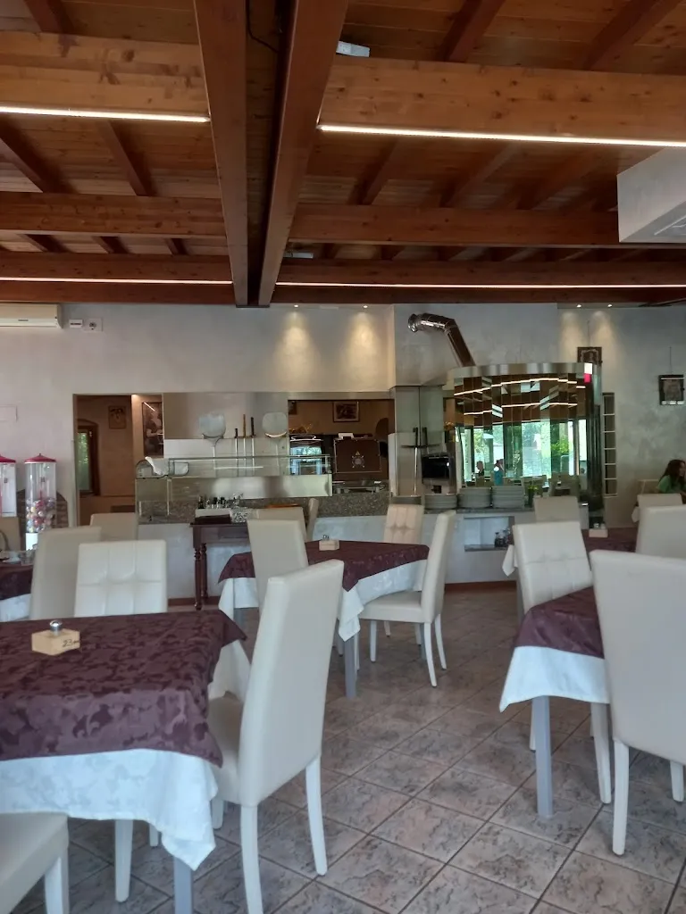 PizzeriaTrattoria Fontanella restaurant in Castiglione delle Stiviere