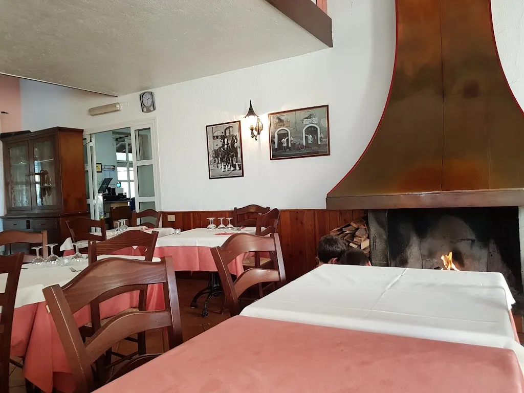 Ristorante Pizzeria Ca' Bianca restaurant in Castiraga Vidardo