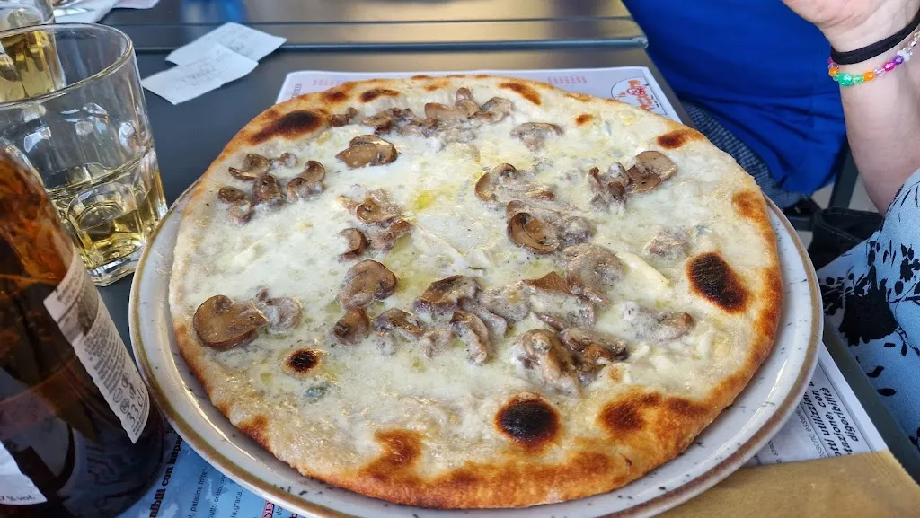 Pizzicotto Snc_Castiraga Vidardo_slider_image_3