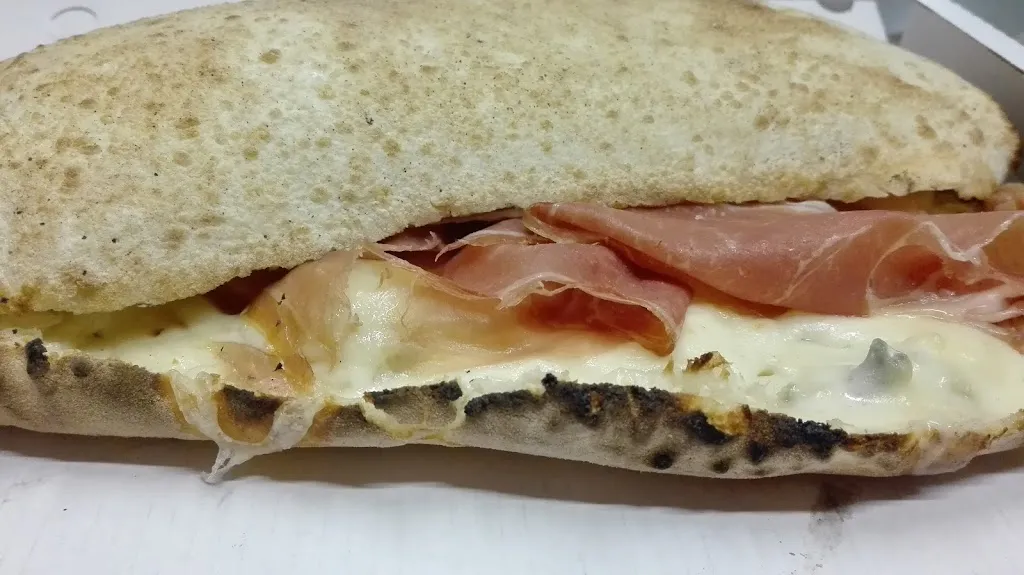 Pizzeria Lo Stuzzico 2.0_Castrezzato_slider_image_2