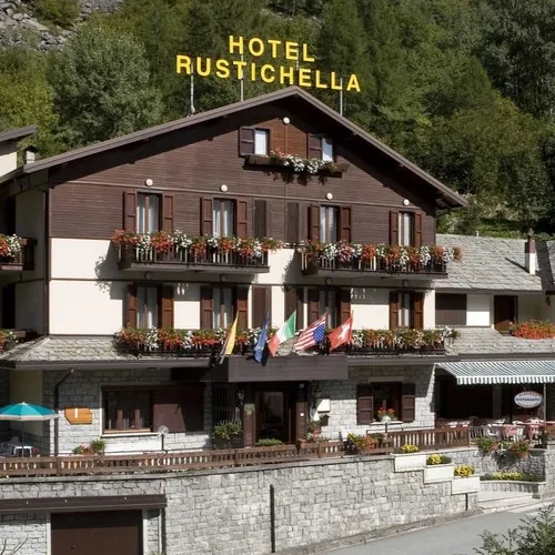 Hotel Rustichella_Cataeggio_slider_image_3