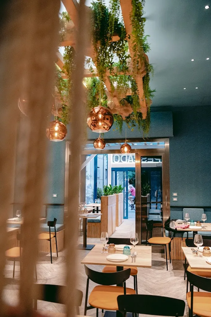 Pescado restaurant in Borgo Santa Maria Immacolata