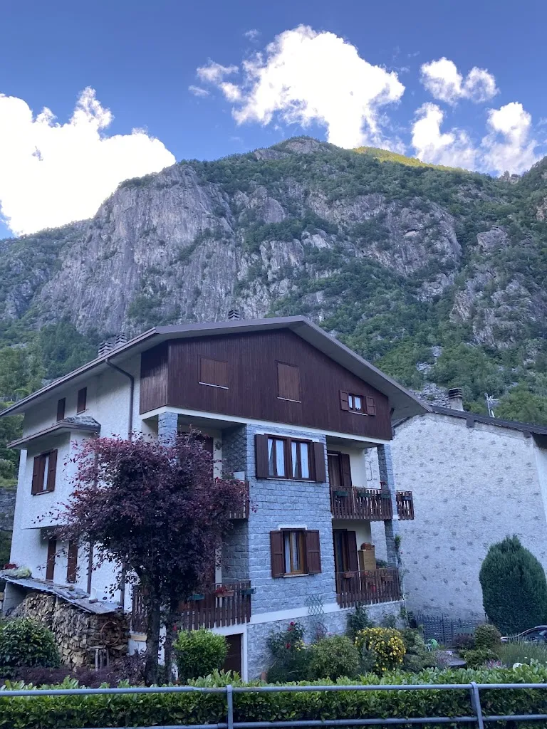 Albergo Ristorante Sertori Cristina restaurant in Cataeggio