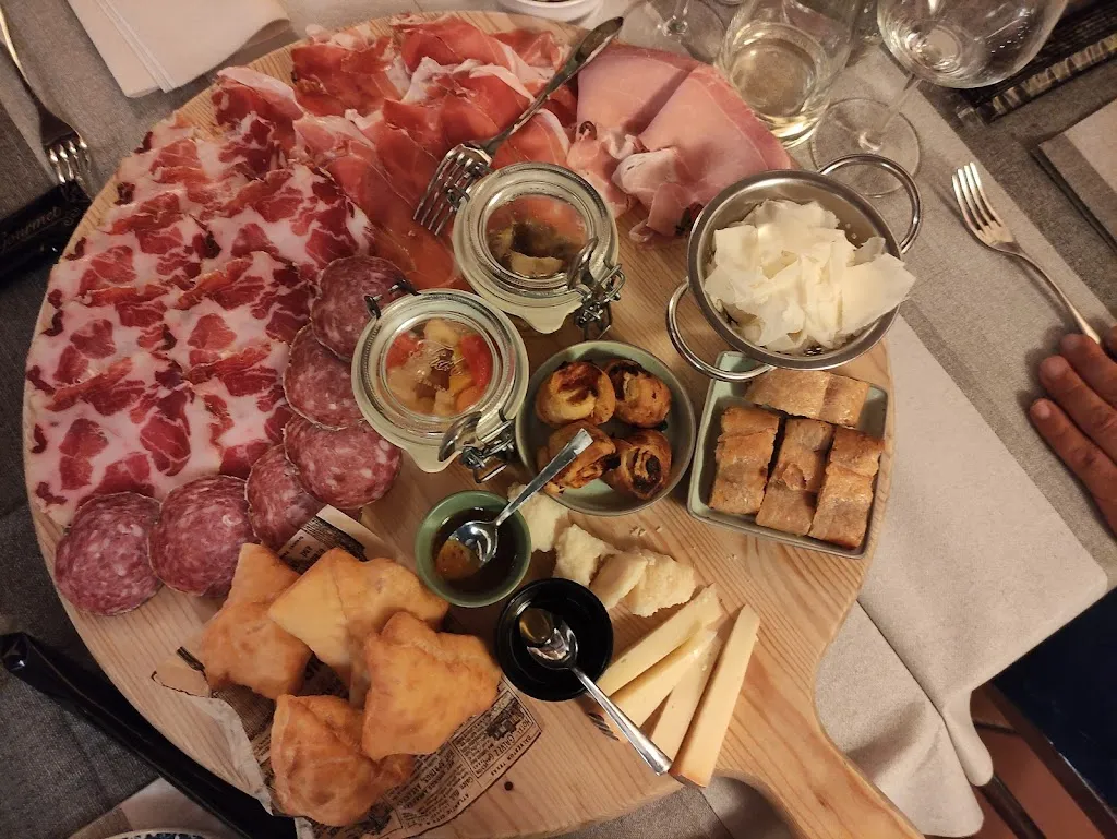 Osteria La Vecchia Corte_Cavacurta_slider_image_2