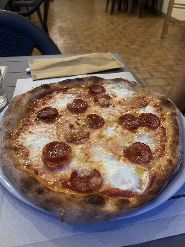 Pia F_Spizzichiamo Pizza da Papà_Alezio_review