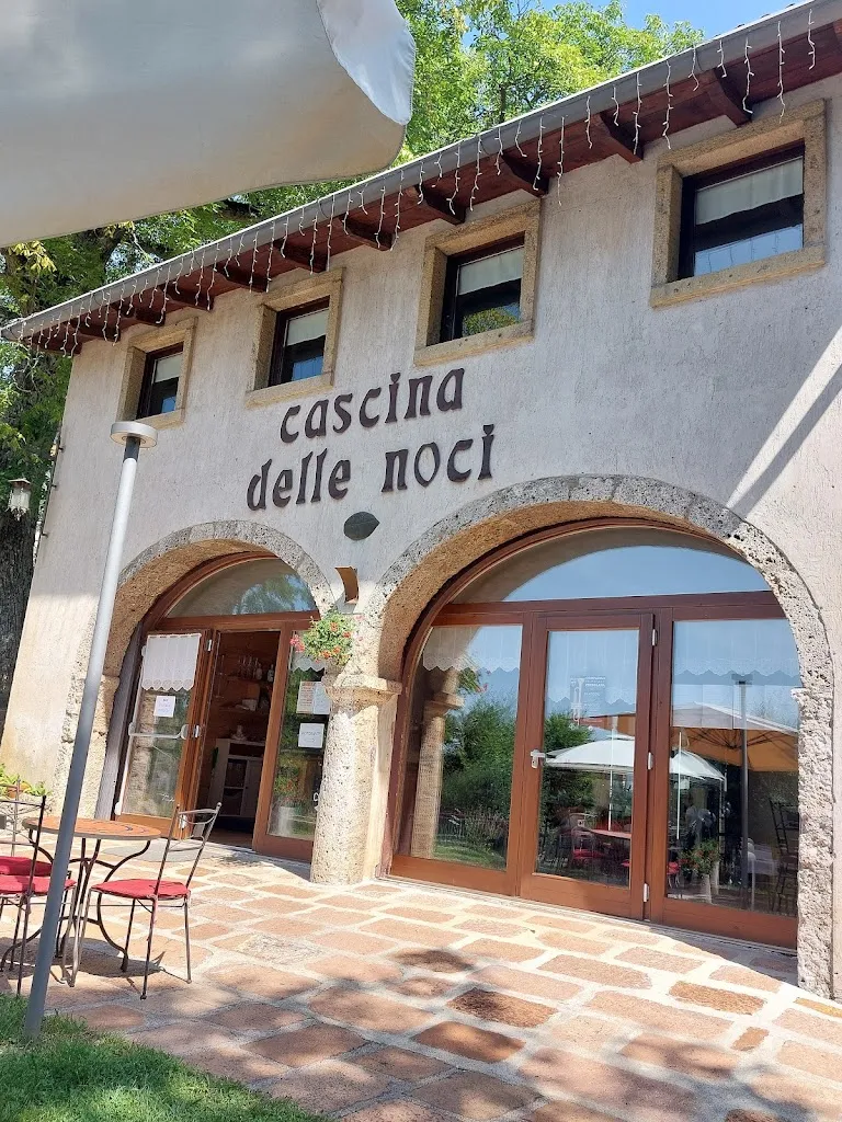 Cascina delle Noci_Castione_slider_image_2