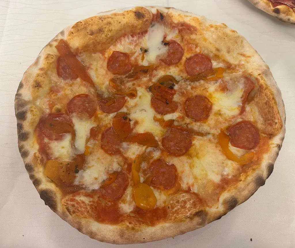 Pizzeria Weekend_Castione_slider_image_3