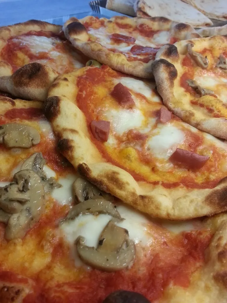 Menu_Pizzeria Quisipizza Di Margiotta Sergio_Alezio_image_9