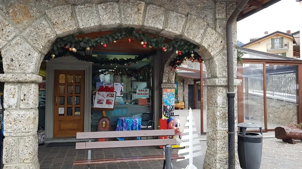 Bar millennium restaurant in Castione