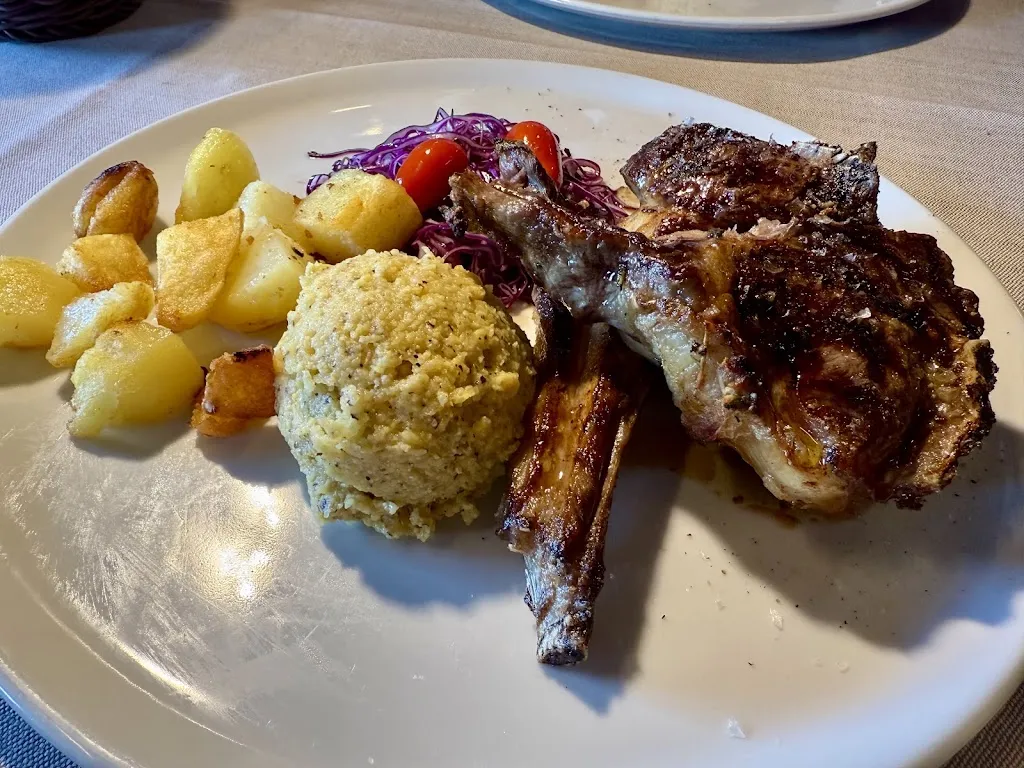 Roberto Agostini_Ristorante Cesira_Castione_review