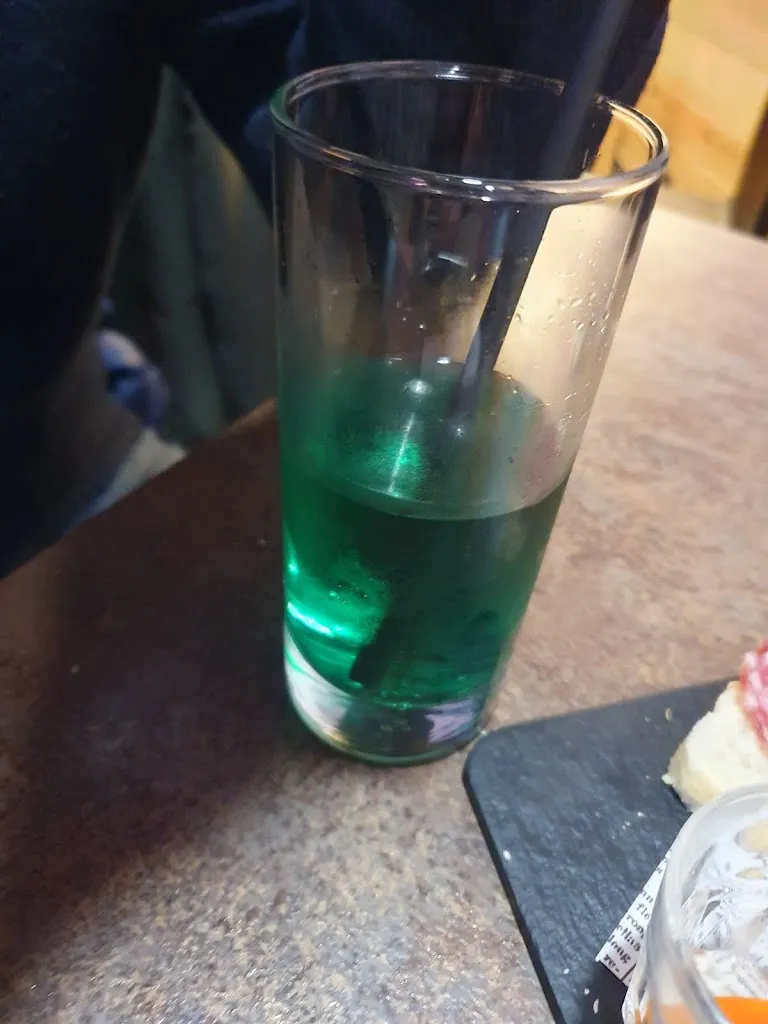 Menu_Bar Moderno_Castione_image_5