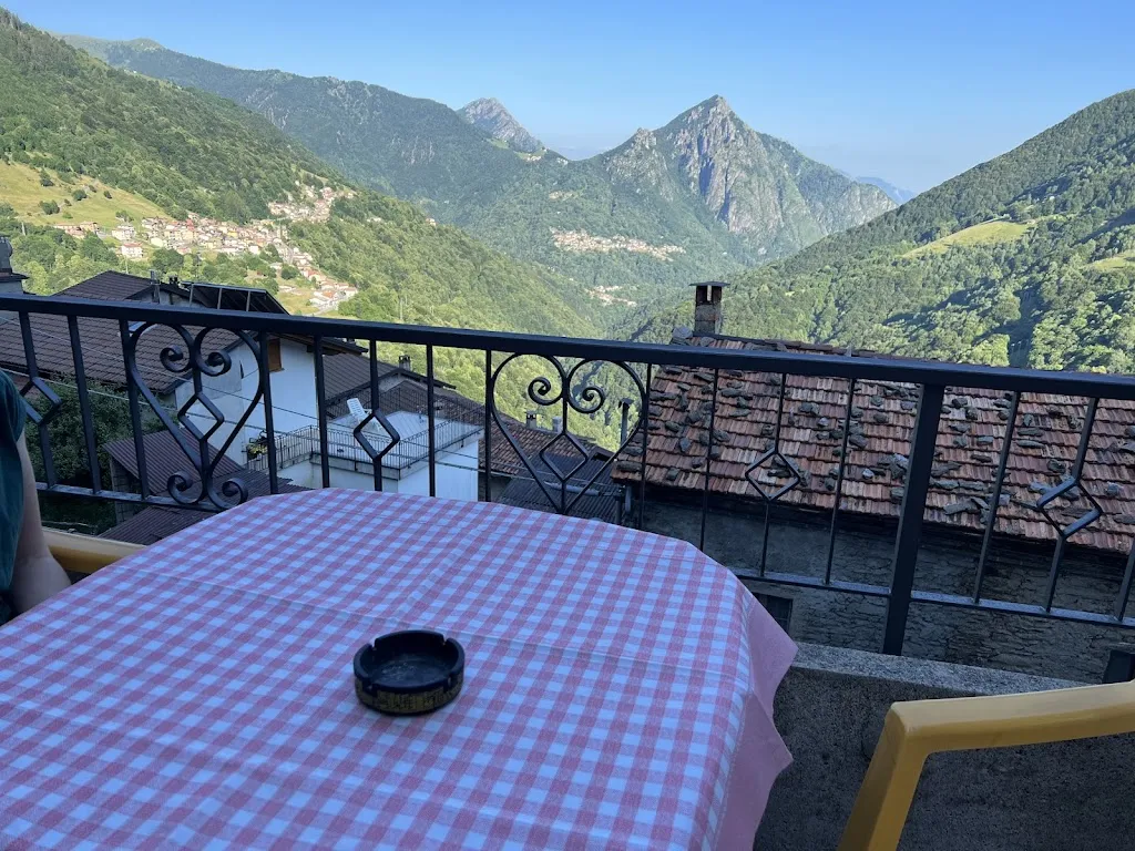 Antica Trattoria dei Baroni_Cavargna_slider_image_3