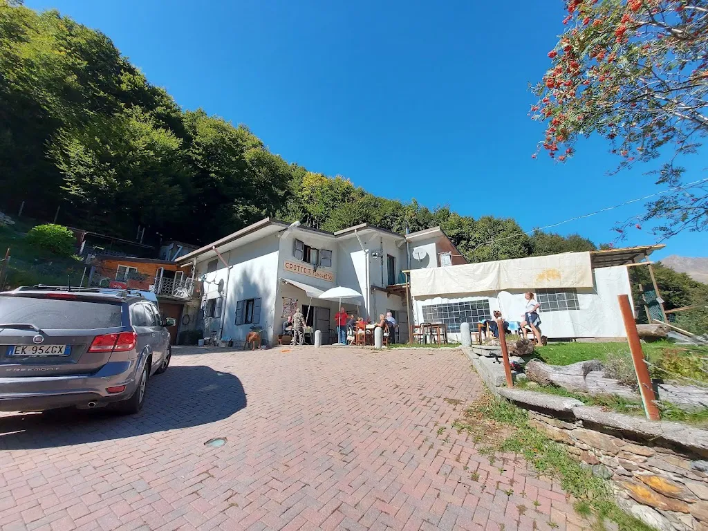 Crotto Funghetto Cava_Cavargna_slider_image_3