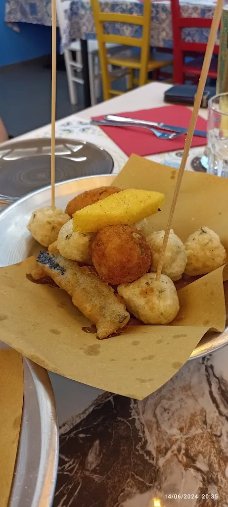 Menu_Iscla ~ Atmosfera Mediterranea ~ Pizzeria e Cucina Tipica Partenopea_Cavallasca_image_9