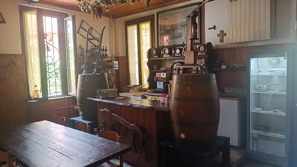 Bar Trattoria Pizzeria La Cantalupa_Cavaria Con Premezzo_slider_image_1