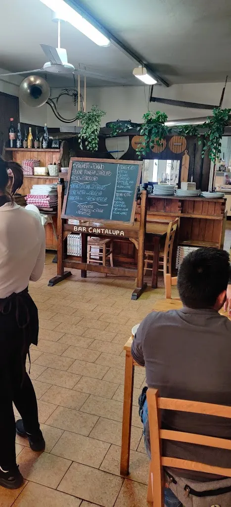 Bar Trattoria Pizzeria La Cantalupa_Cavaria Con Premezzo_slider_image_3