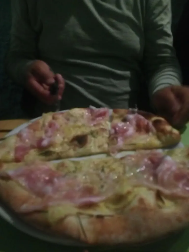 Menu_Pizzeria Bianchi Ocoptus Di Barbuscia Giacomo E C. S.A.S._Cavaria Con Premezzo_image_4