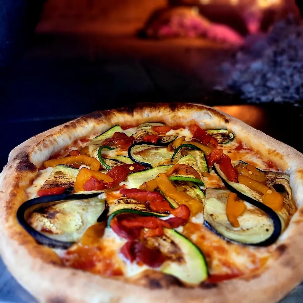 Pizzeria 4 Stagioni CAVARIA restaurant in Cavaria Con Premezzo