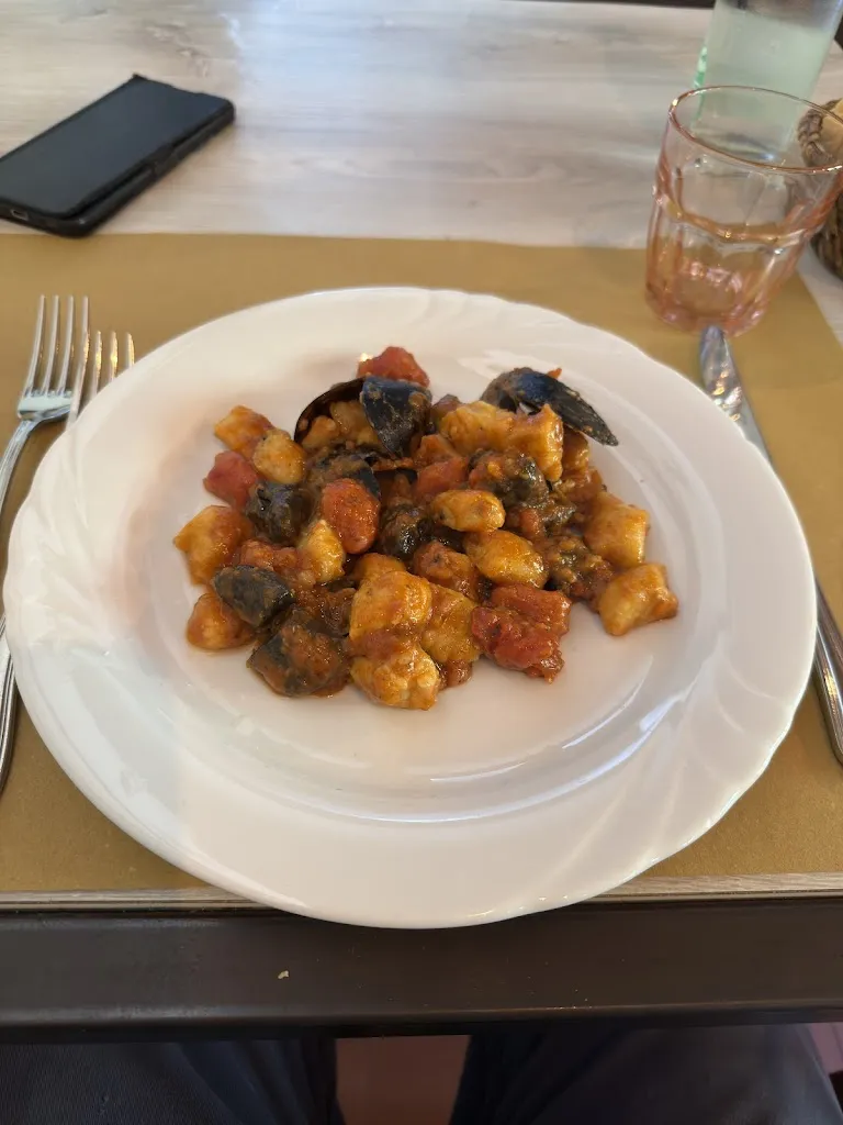 Andrea Giovanazzi_Alice Banqueting S.R.L. Locanda del viaggiatore_Cavernago_review