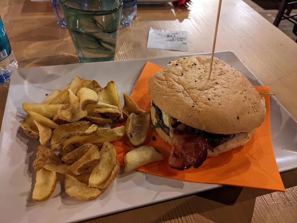 Menu_Hog Beer Drink Food_Cavernago_image_2