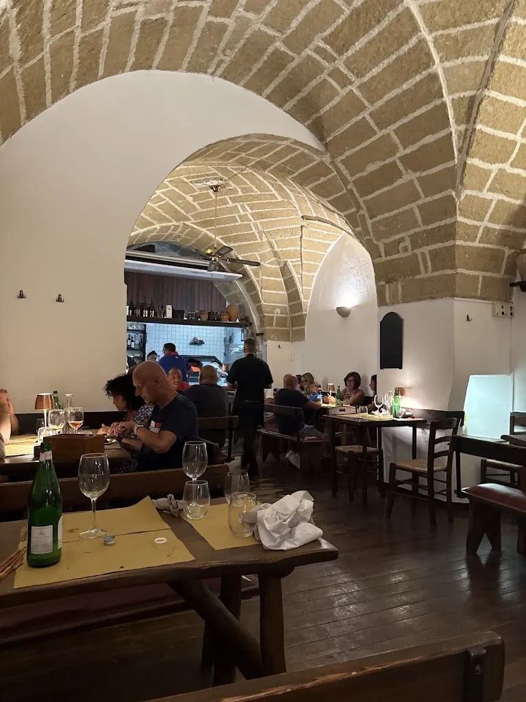 Osteria Vecchia Cantina_Alezio_slider_image_3