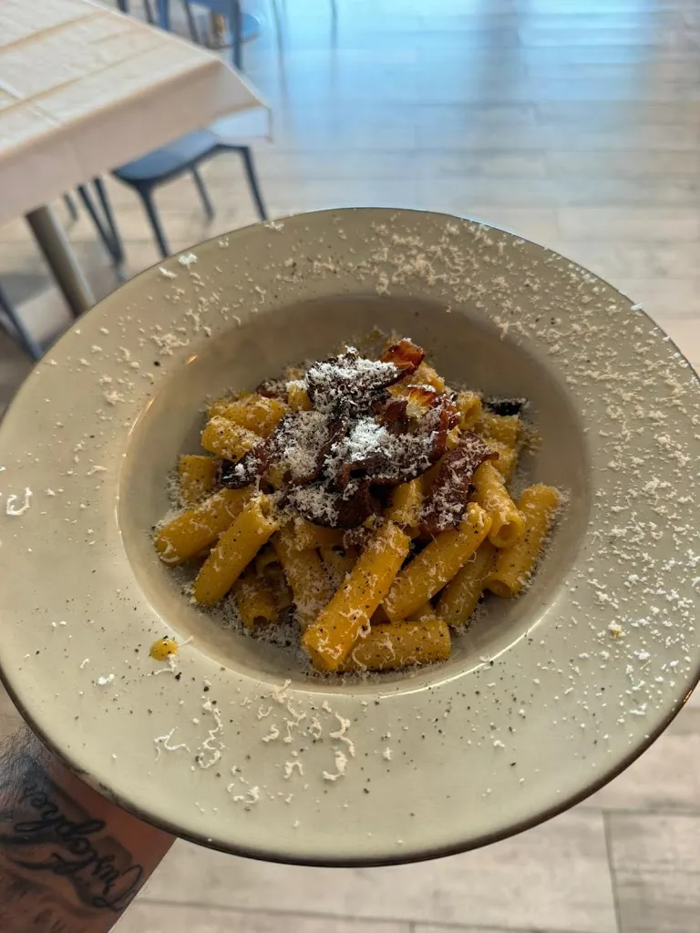 Prince bistro_Cazzago San Martino-Calino_slider_image_3