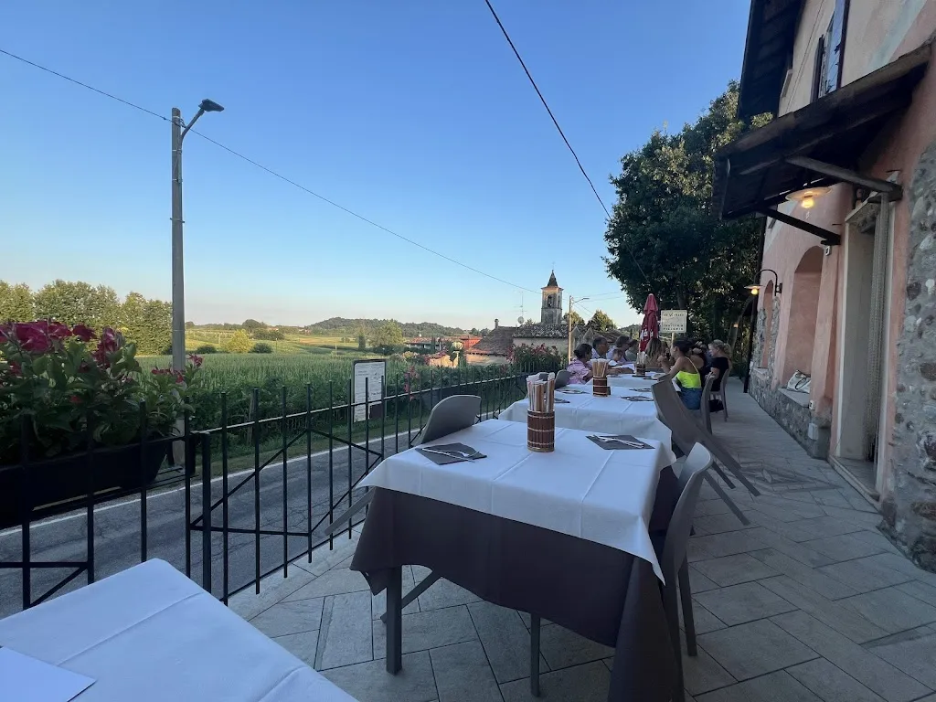 Trattoria pizzeria Da Romana restaurant in Cavriana