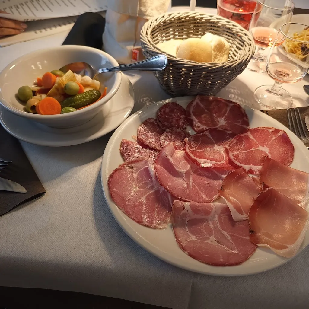 Trattoria pizzeria Da Romana_Cavriana_slider_image_3