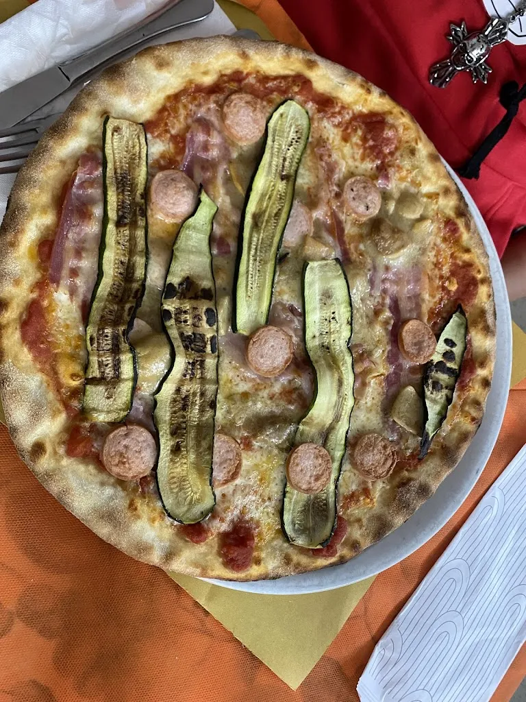 Menu_Pizzeria Elisa_Cedegolo_image_4