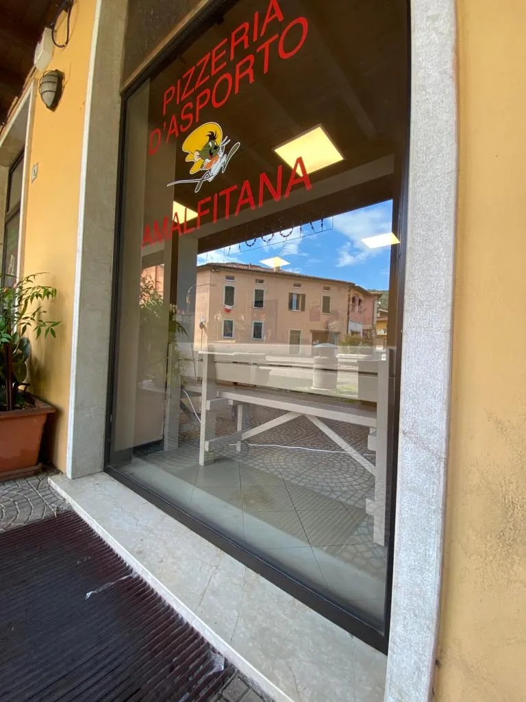 Pizzeria Amalfitana restaurant in Cellatica