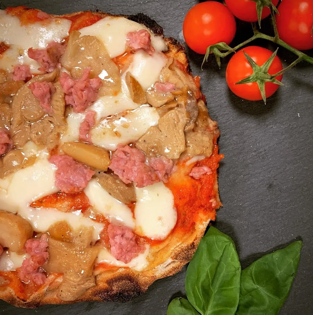 Pizzeria Amalfitana_Cellatica_slider_image_3
