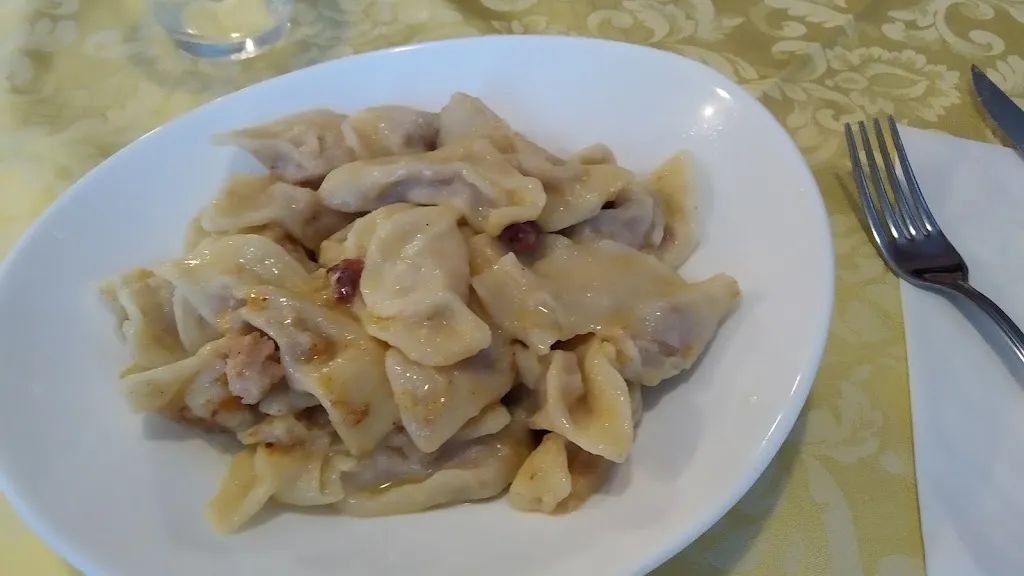 Bar Friends_Cerete Alto_slider_image_3