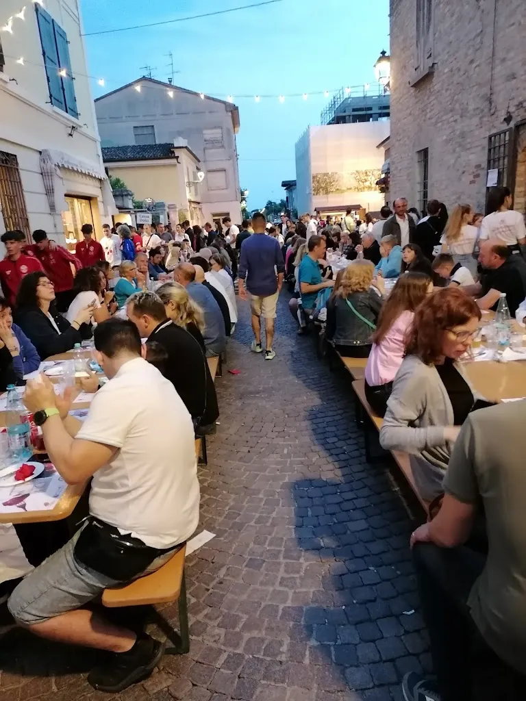 Starlet Di Sarzi Valerio_Ceresara_slider_image_2