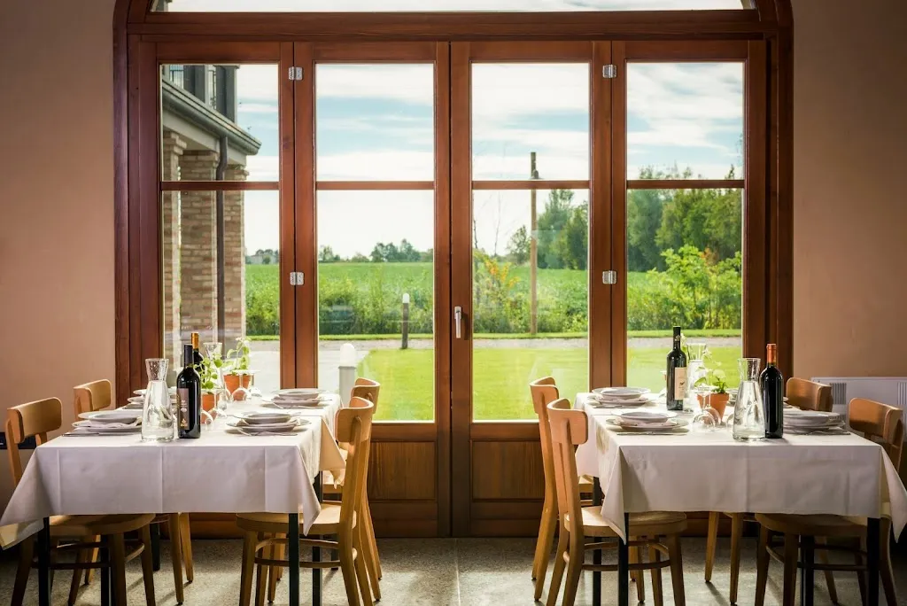 Agriturismo Loghino Belsito restaurant in Ceresara