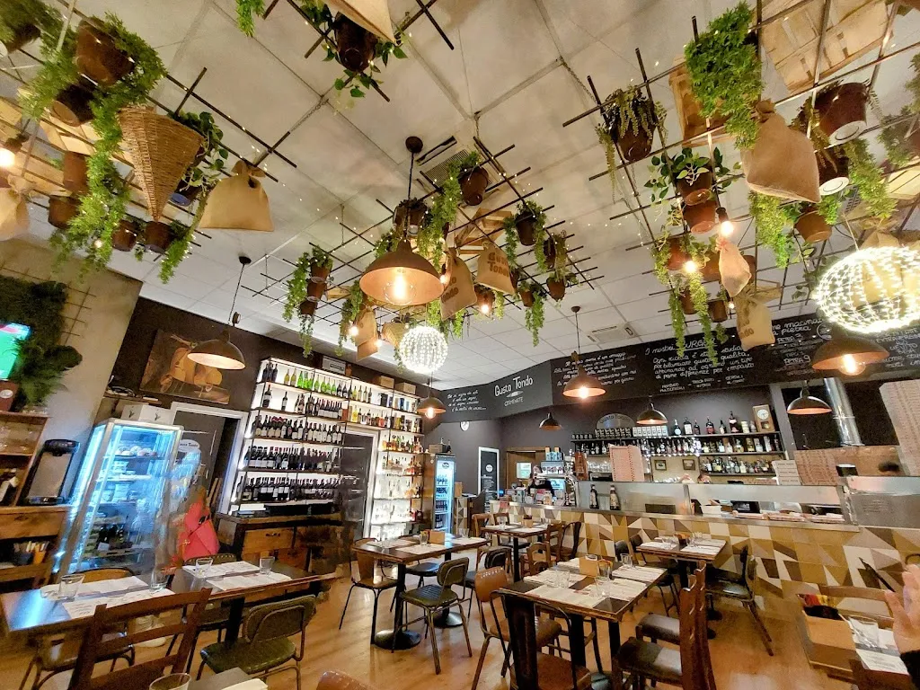 Ristorante Gusto Tondo Cermenate restaurant in Cermenate