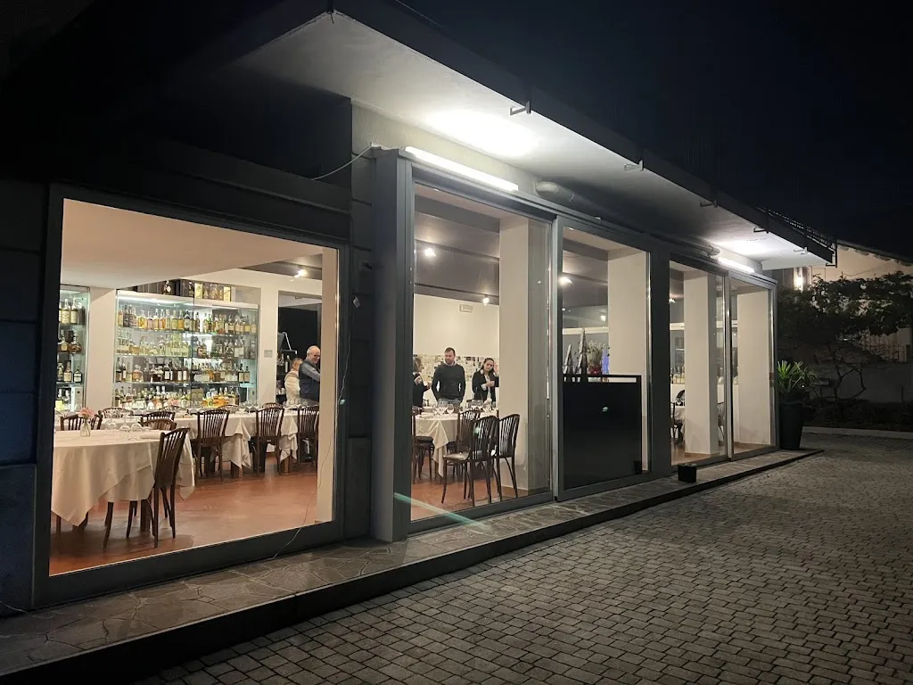 Ristorante Castello restaurant in Cermenate