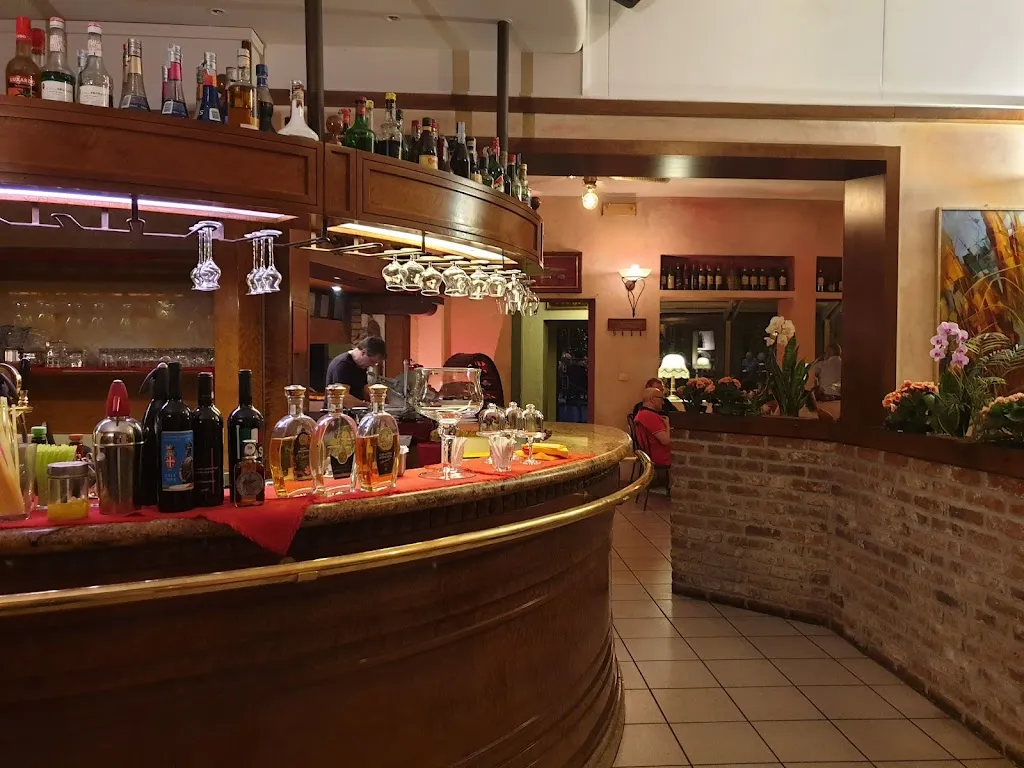 Raffaele Grill restaurant in Ceriano Laghetto