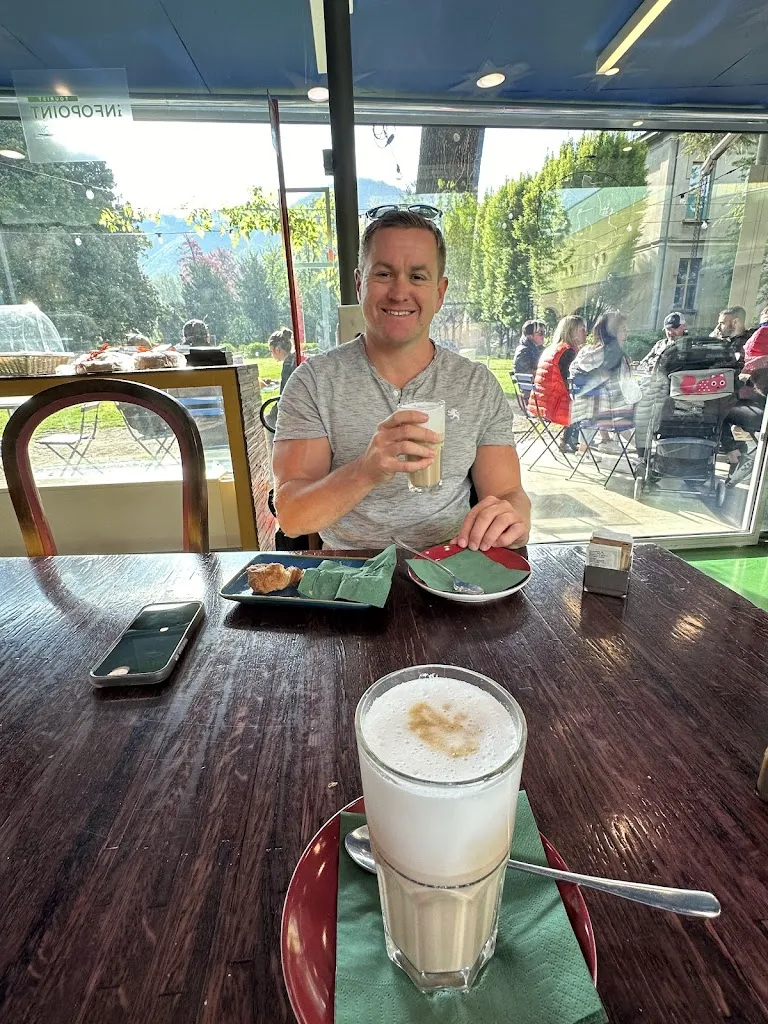 Hope Liverman_Spazio Anagramma_Cernobbio_review