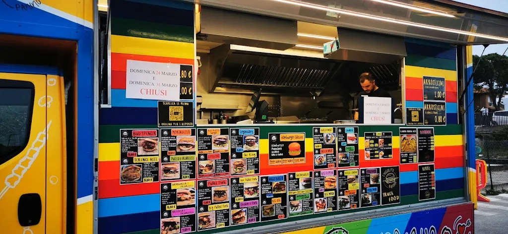 L' Insolito Panino restaurant in Borgo Santa Maria Immacolata