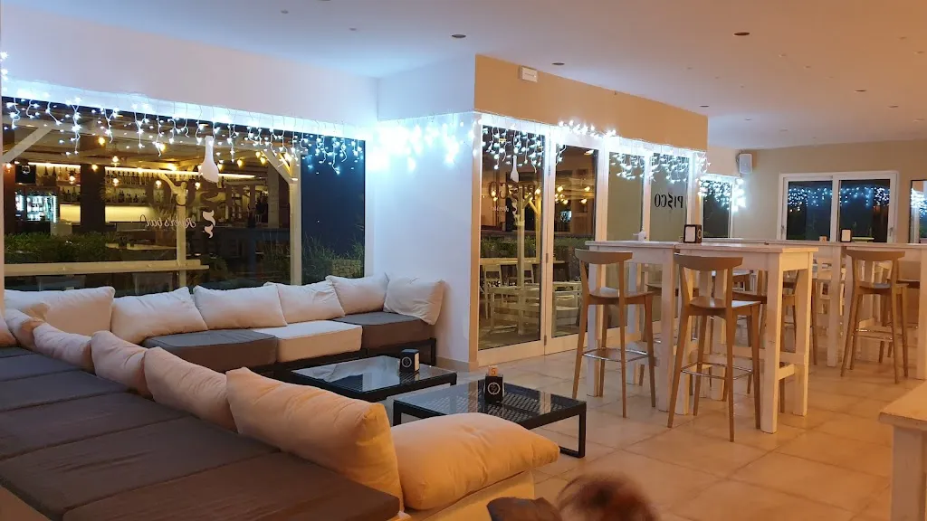 PISCO-River's bar Marina di Andrano restaurant in Andrano